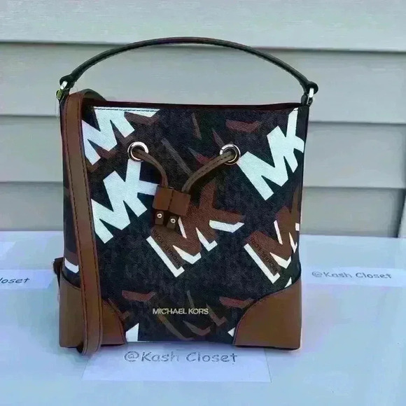 Michael Kors Mercer Drawstring Bucket Bag Medium Messager Purse Brown Multi - Picture 2 of 12
